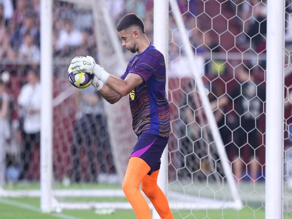 Joan Garcia  Dukung Ter Stegen Tetap Jadi Kapten Barcelona
