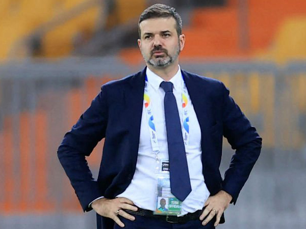 Andrea Stramaccioni Selamatkan Dua Remaja Putri Yang Tenggelam